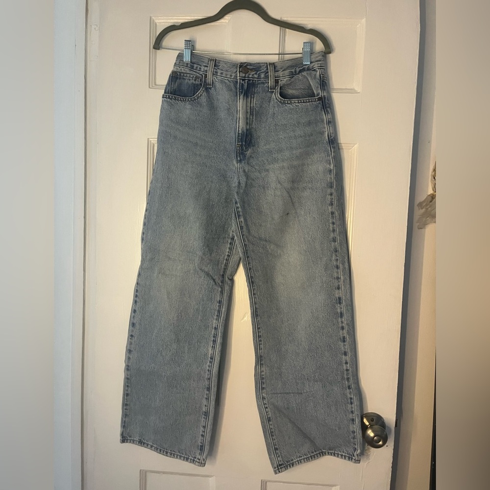 Levi’s High Waisted Straight Jeans